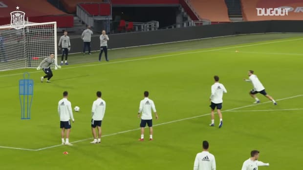 Finishing practice in Spain training